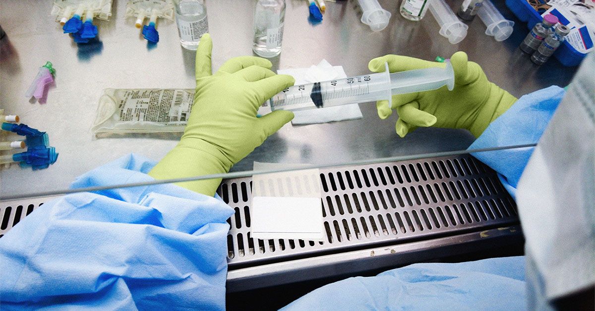 Terapia combinată ar putea reduce cu 50% riscul de recidivă și deces în cazul cancerului de colon în stadiul 3