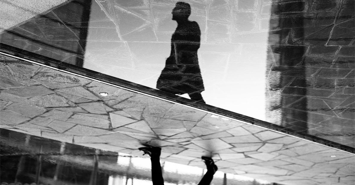 O ajustare mică a stilului tău de mers ar putea diminua durerile cauzate de osteoartrită