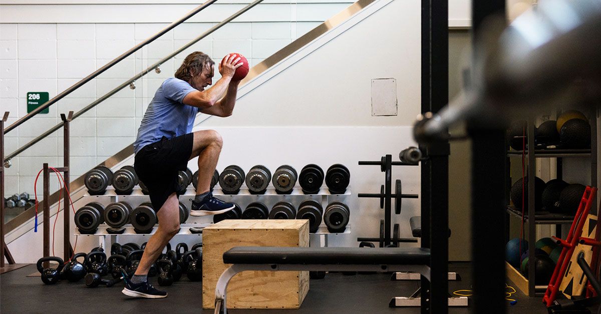 Dieta MIND și alte trei intervenții stil de viață pot contribui la încetinirea declinului cognitiv