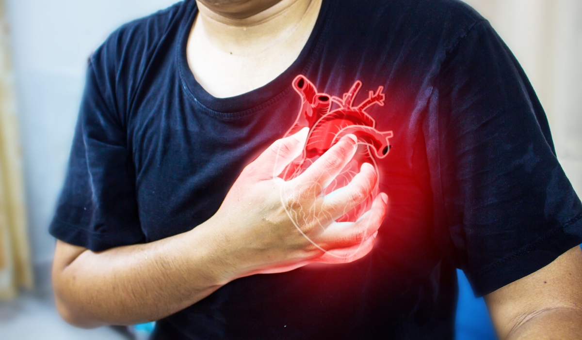 Ghid practic pentru identificarea semnelor unui AVC și pașii de urmat în caz de urgență