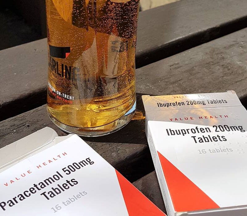 de ce nu e bine sa iei paracetamol dupa ce bei alcool pentru a preveni mahmureala 692eacff02f73