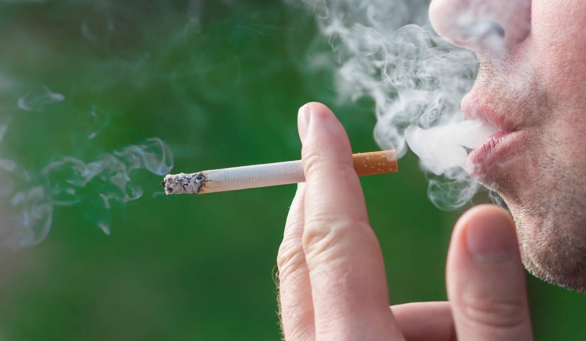 Simți disconfort gastric după fiecare țigară? Fumatul dăunează întregului sistem digestiv